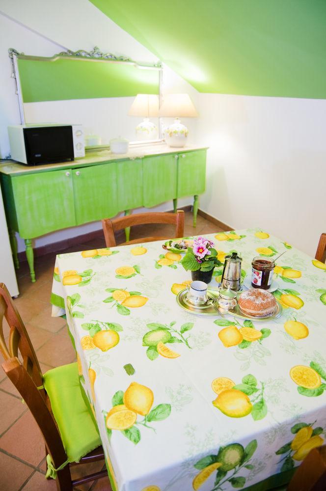 Apartament Tetto Fiorito Castellammare di Stabia Zewnętrze zdjęcie