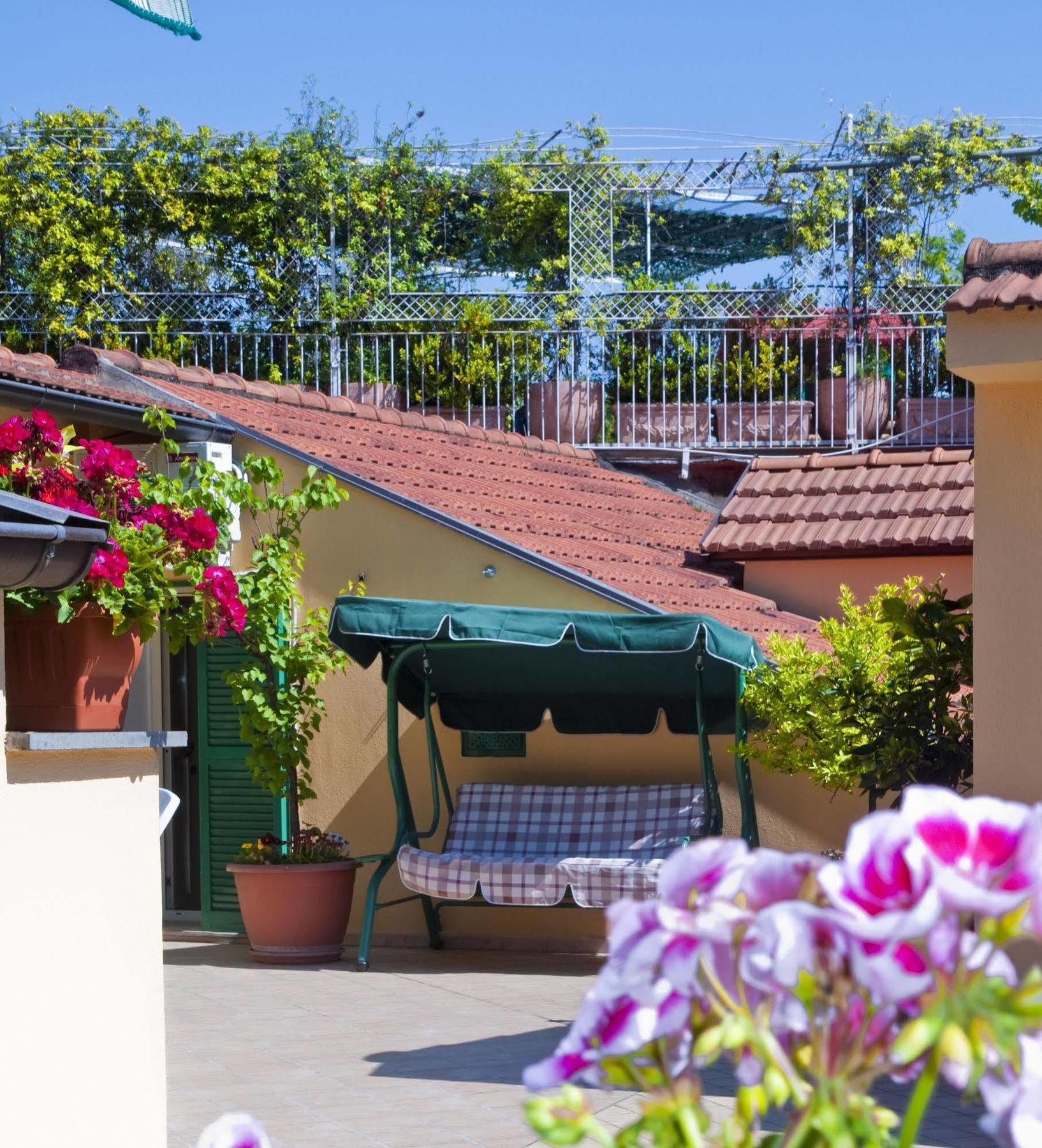 Apartament Tetto Fiorito Castellammare di Stabia Zewnętrze zdjęcie