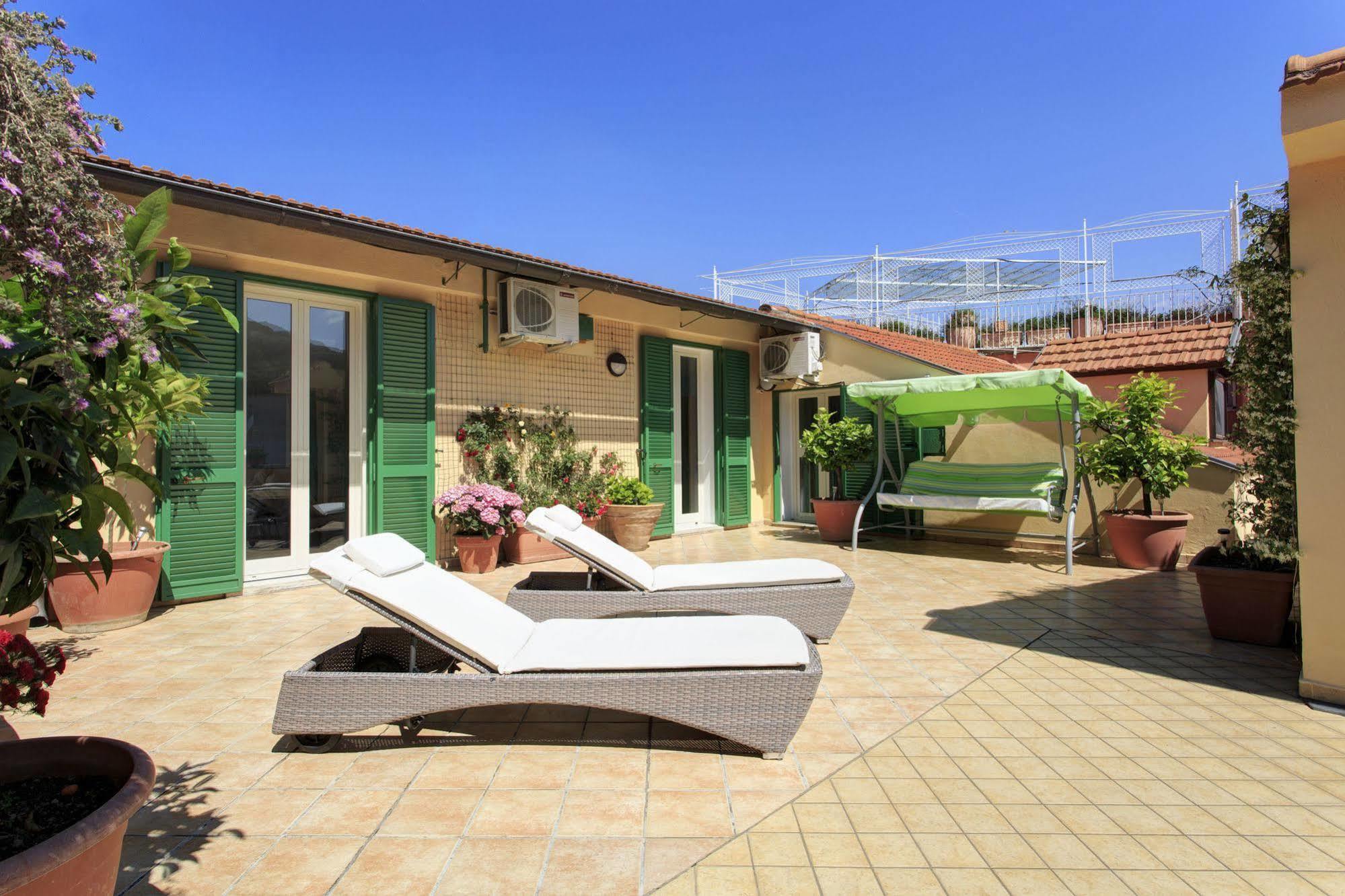 Apartament Tetto Fiorito Castellammare di Stabia Zewnętrze zdjęcie